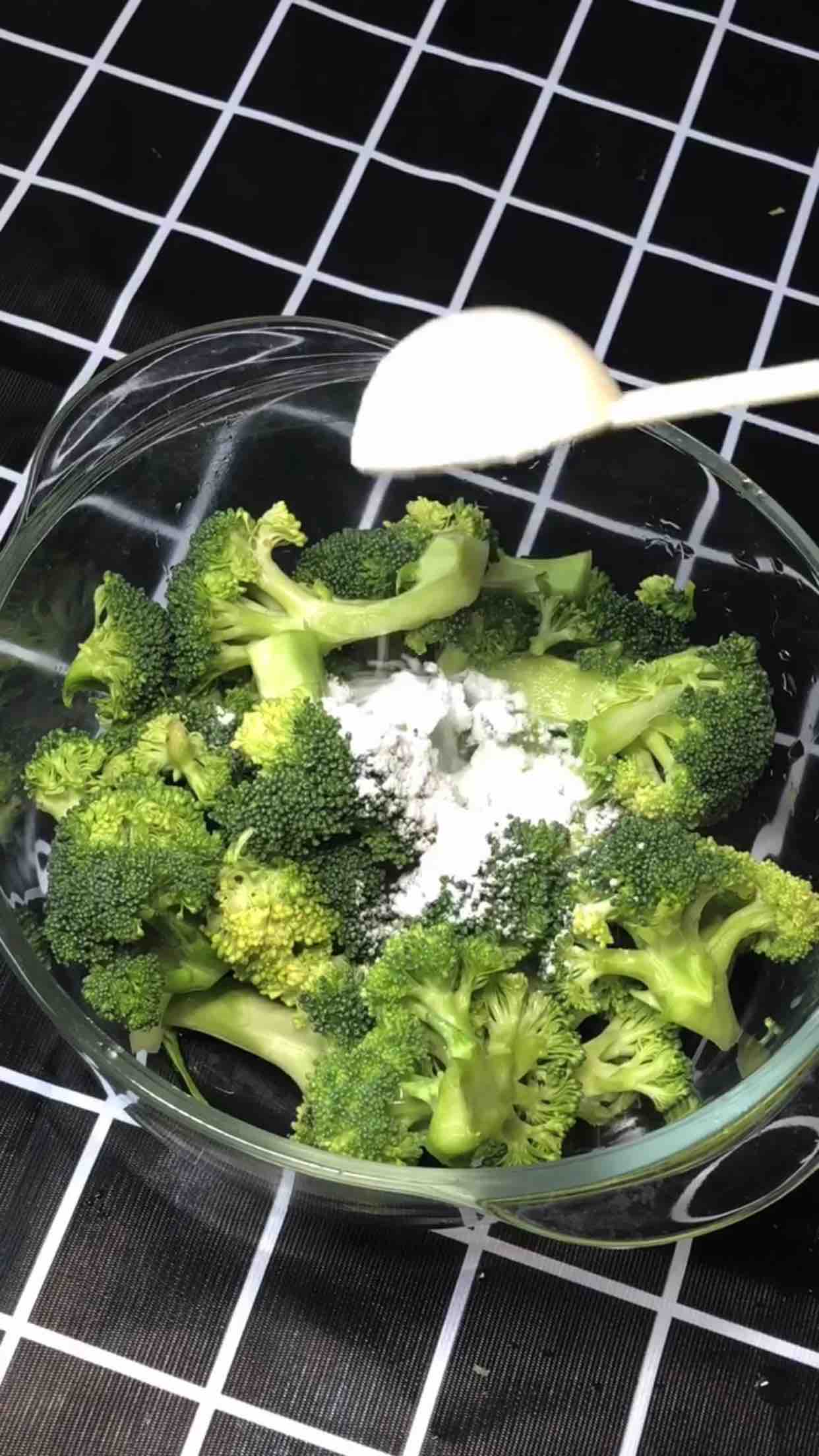 清蒸西蘭花的做法-家常味蒸菜譜