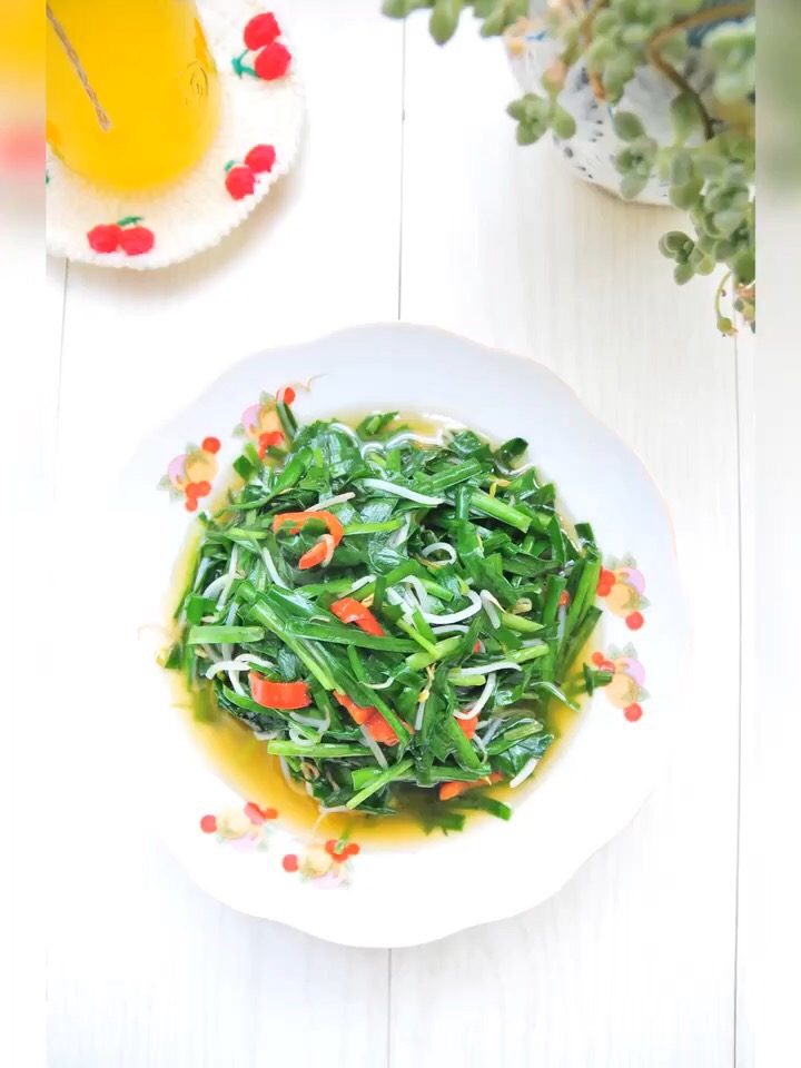 綠豆芽炒韭菜的做法-家常味炒菜譜