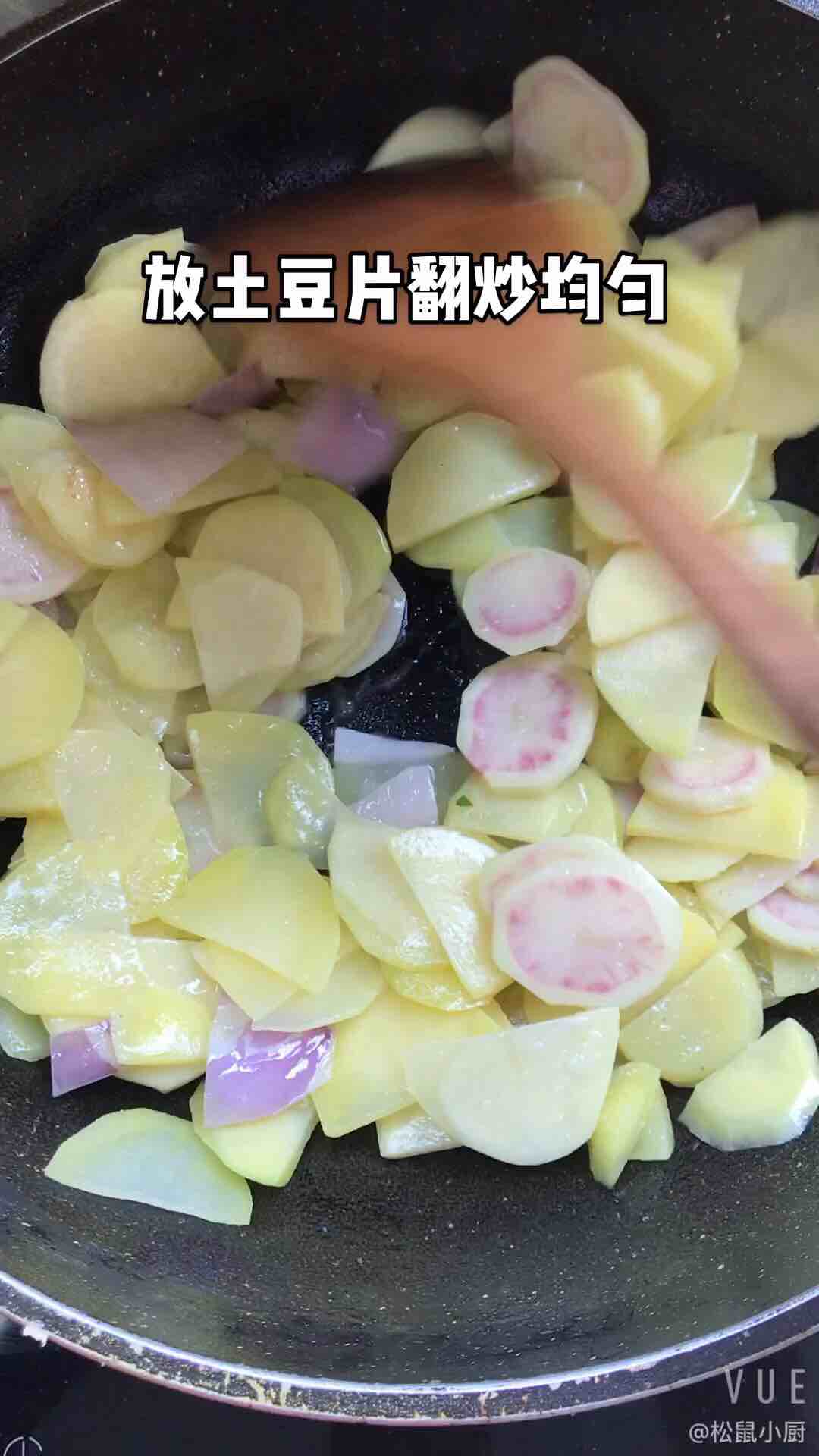 燒烤風味土豆片的做法-家常味炒菜譜