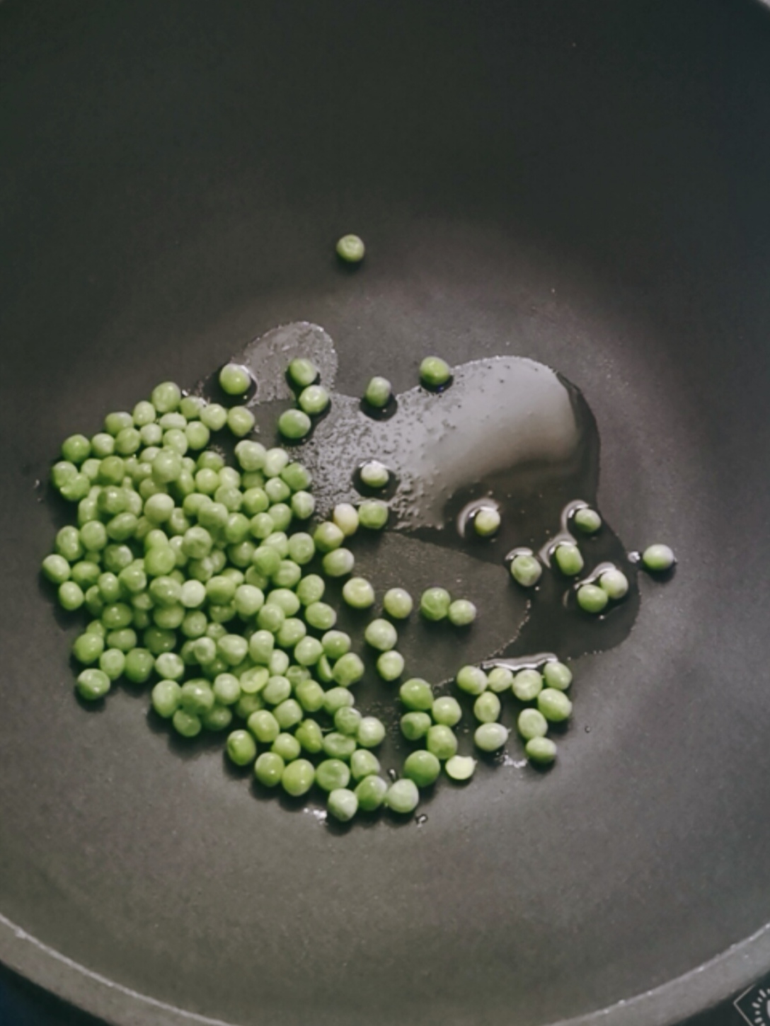 雞蛋炒青豆的做法-咸鮮味炒菜譜