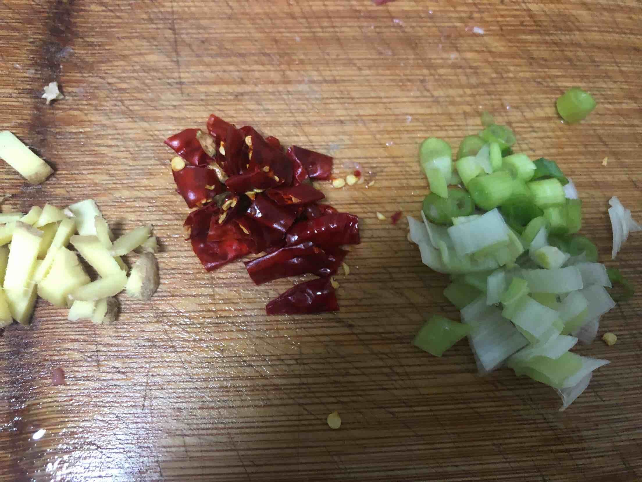 榨菜肉絲的做法-家常味炒菜譜-易網(wǎng)健康養(yǎng)生網(wǎng) 榨菜肉絲的做法-家常味炒菜譜