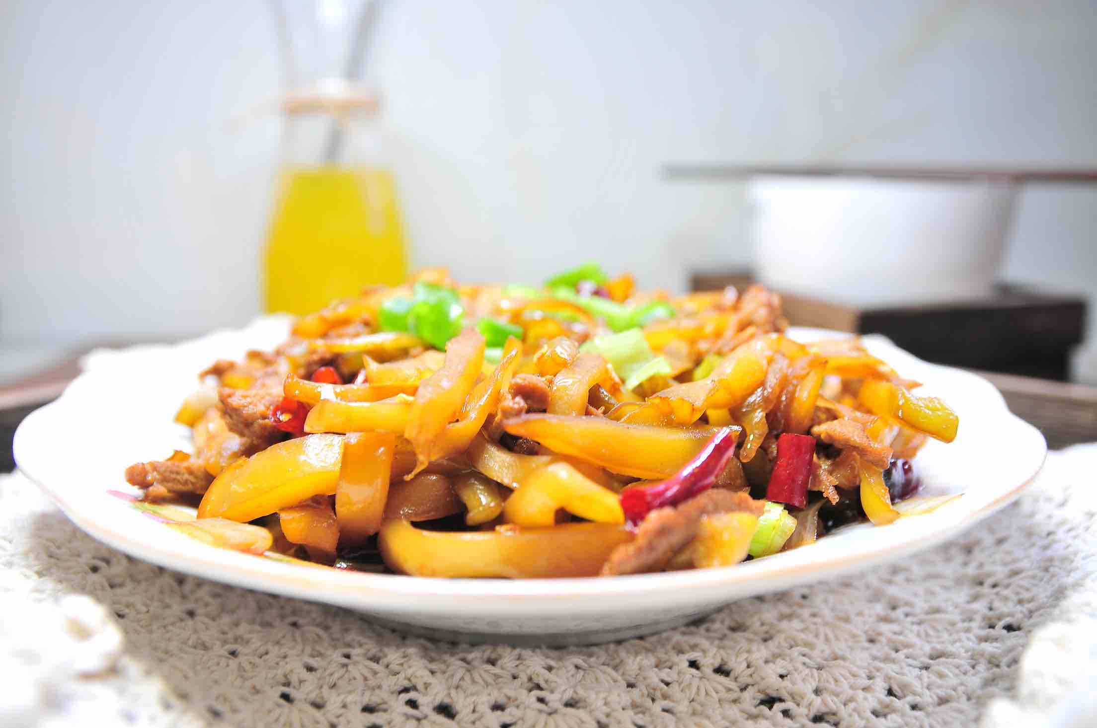 榨菜肉絲的做法-家常味炒菜譜-易網(wǎng)健康養(yǎng)生網(wǎng) 榨菜肉絲的做法-家常味炒菜譜