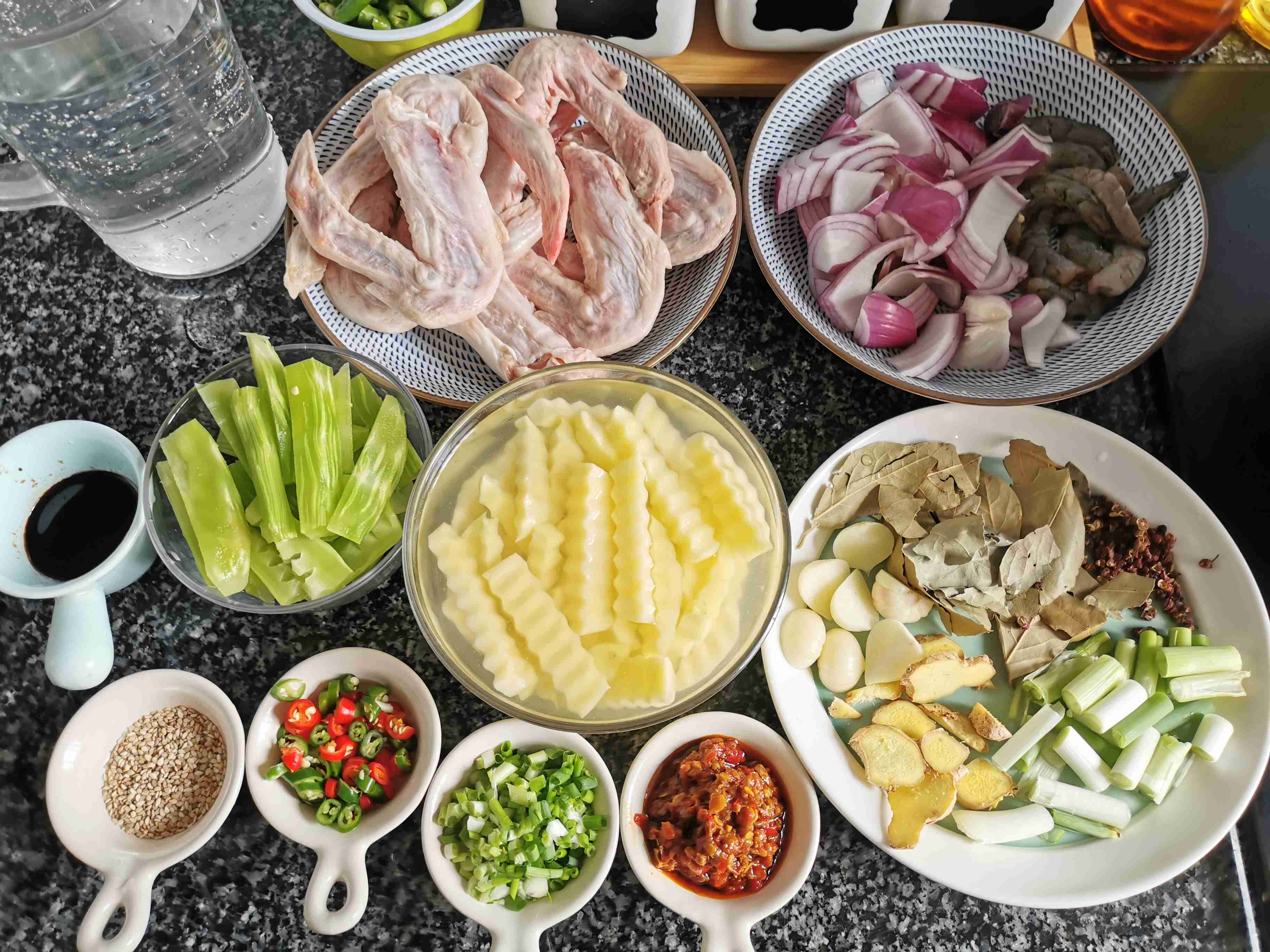 麻辣香鍋的做法-香辣味炒菜譜