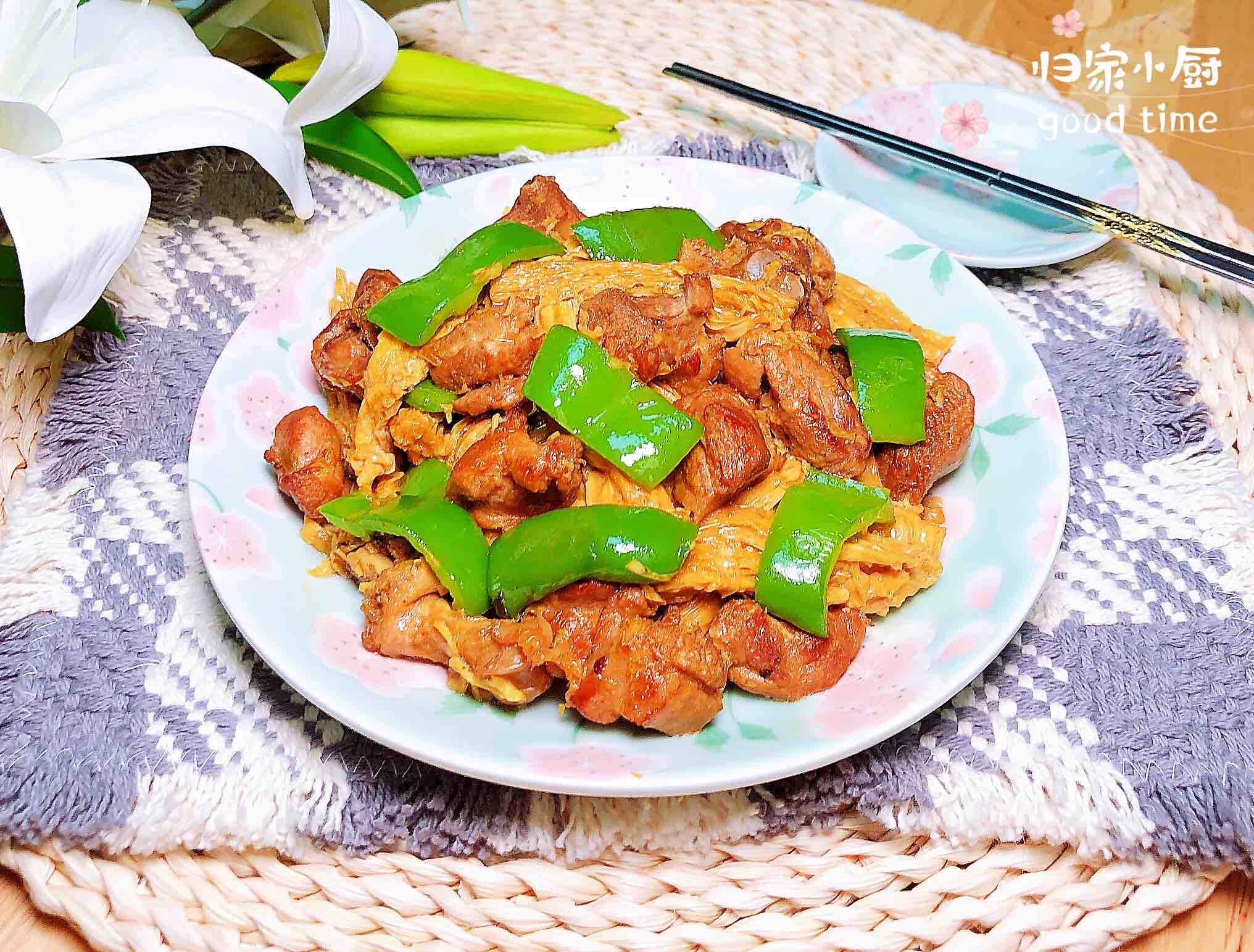 紅燒腐竹鴨肉的做法-咸鮮味燉菜譜