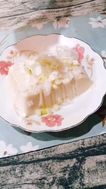 清爽嫩豆腐的做法-咸鮮味拌菜譜