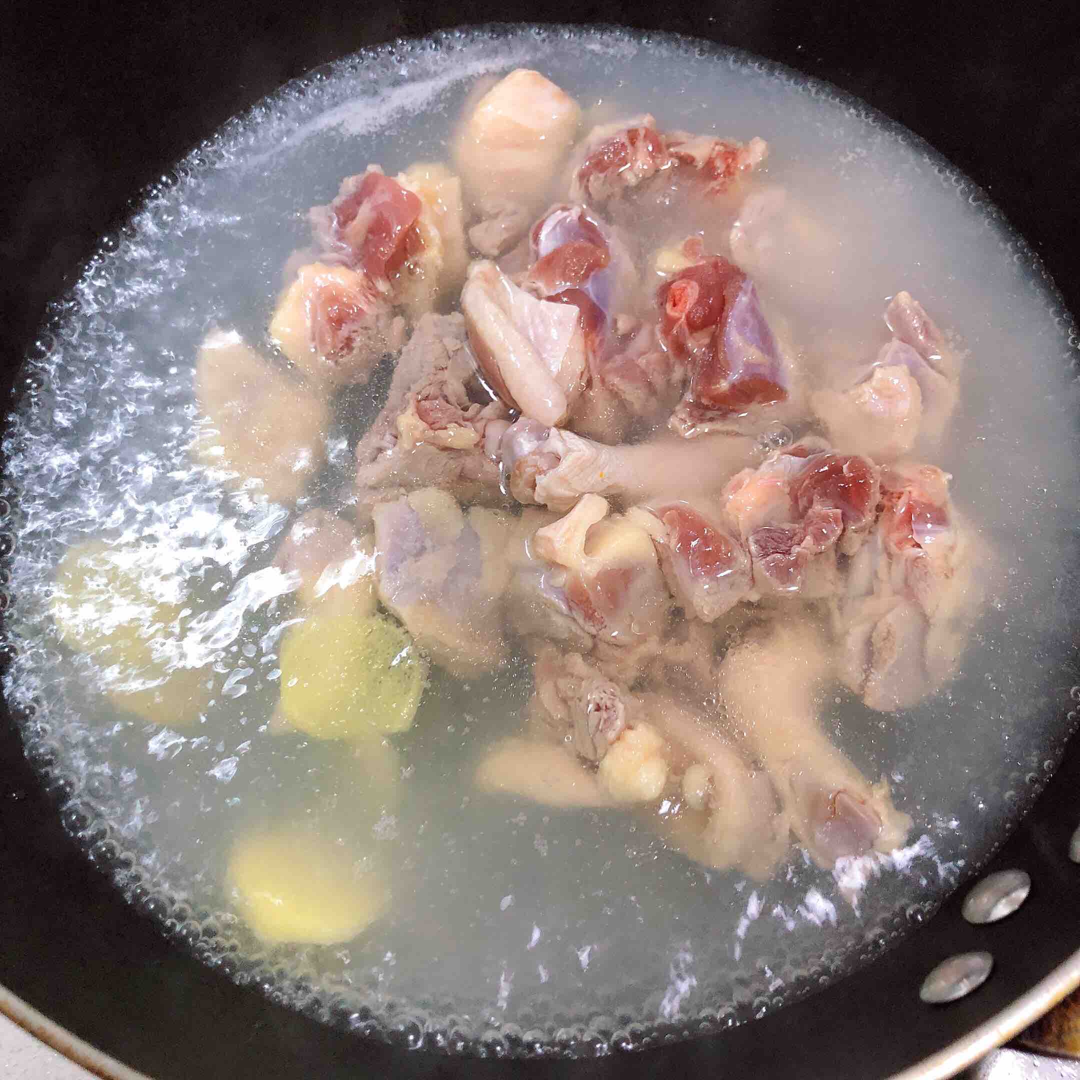 紅燒腐竹鴨肉的做法-咸鮮味燉菜譜