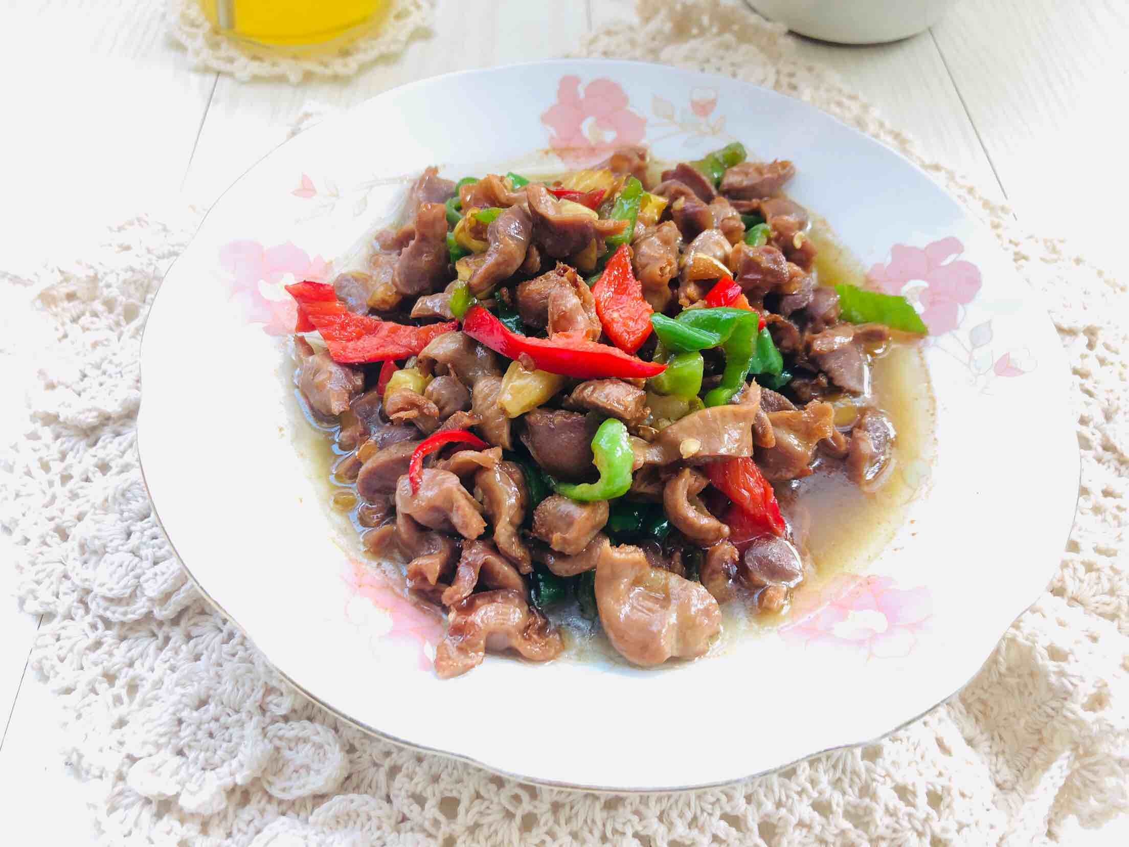 辣椒炒雞肫的做法-家常味炒菜譜