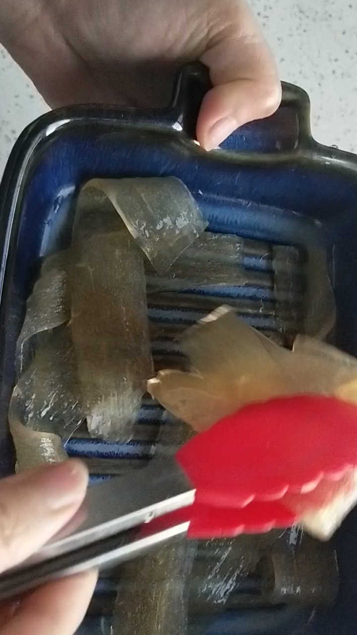 清爽涼拌火鍋粉的做法-家常味拌菜譜-易網(wǎng)健康養(yǎng)生網(wǎng) 清爽涼拌火鍋粉的做法-家常味拌菜譜