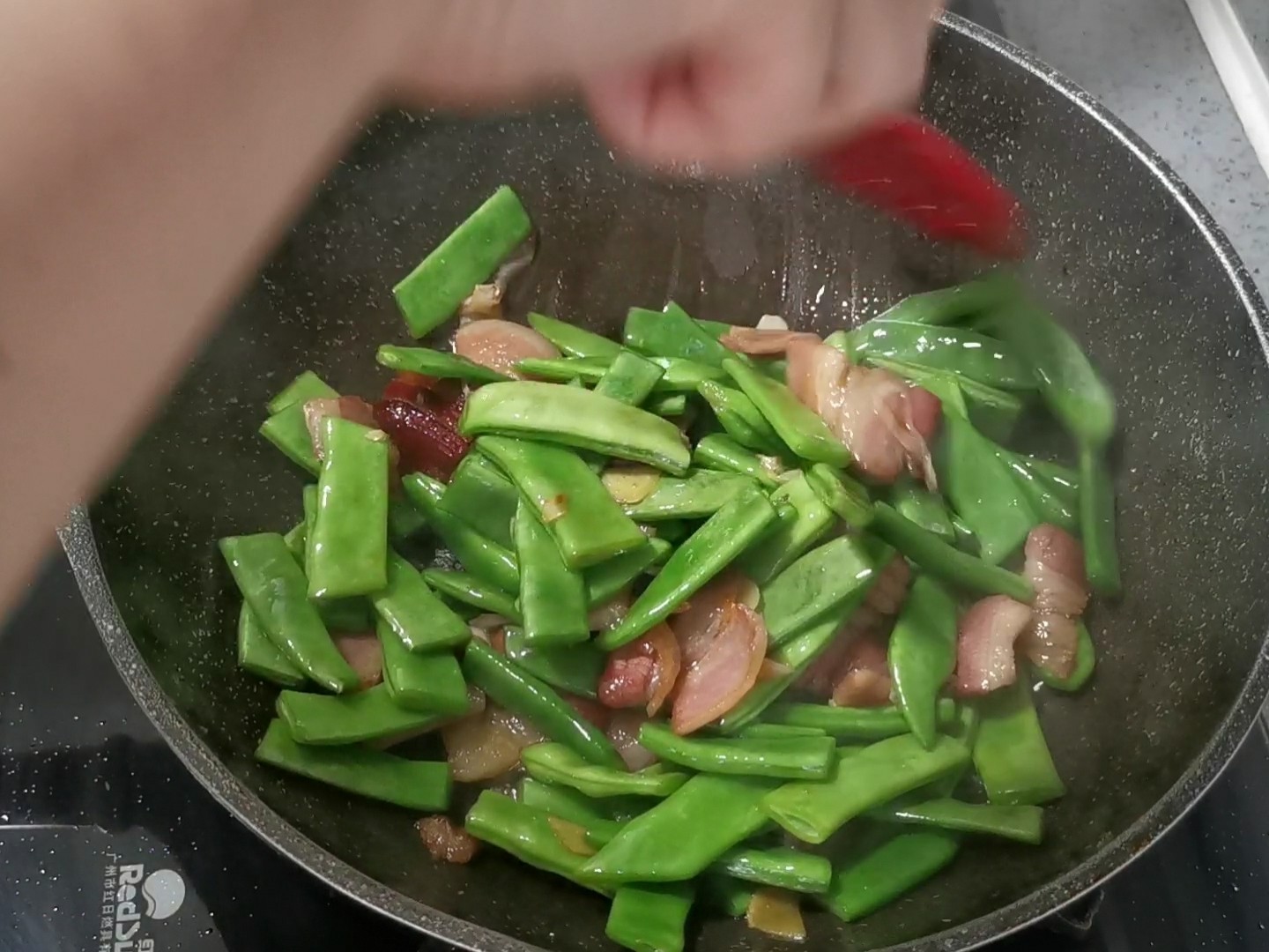 扁豆角炒臘肉的做法-咸鮮味炒菜譜