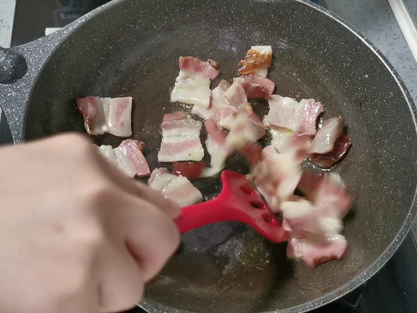 扁豆角炒臘肉的做法-咸鮮味炒菜譜