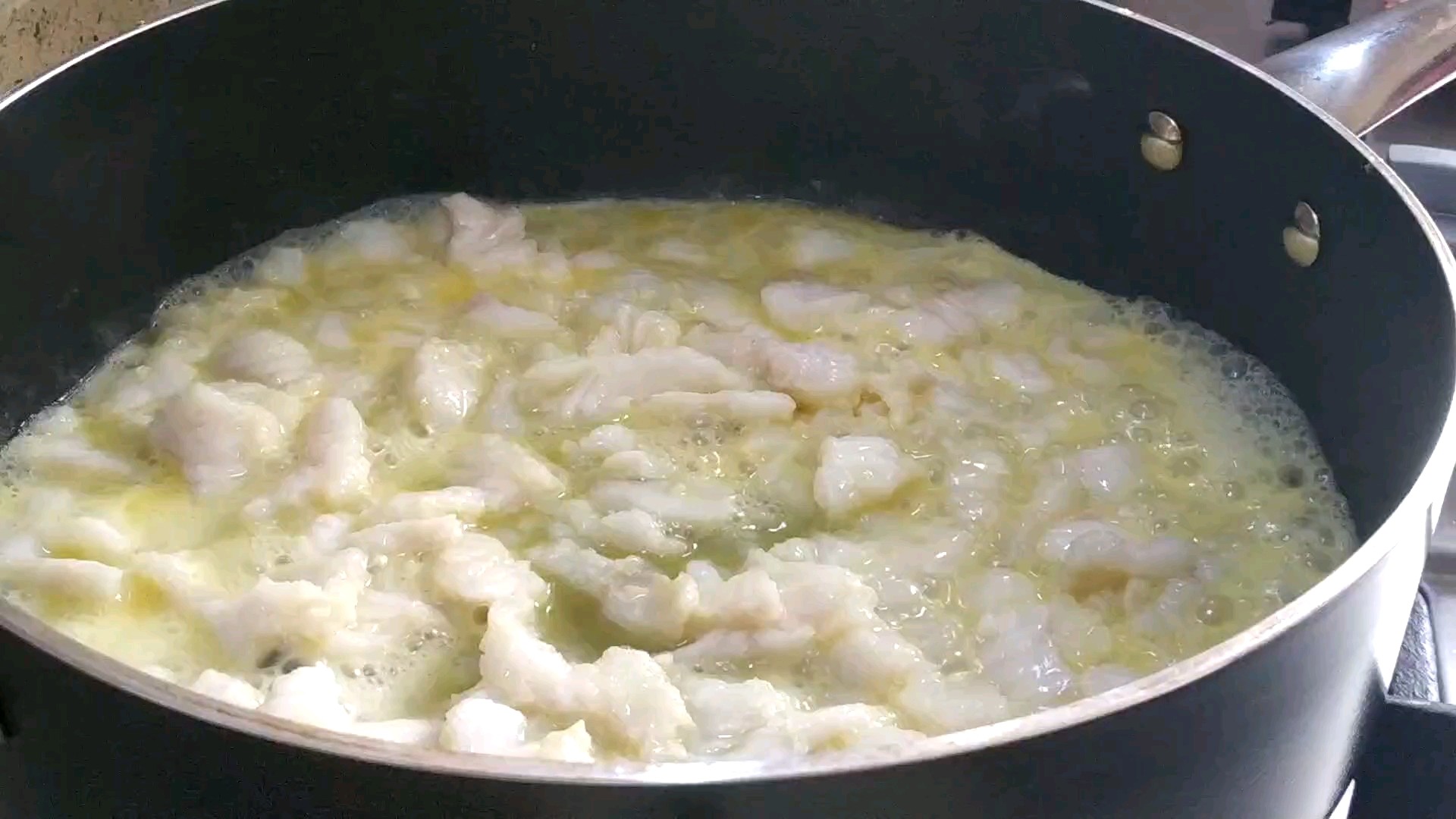 酸甜可口龍利魚的做法-酸甜味煮菜譜