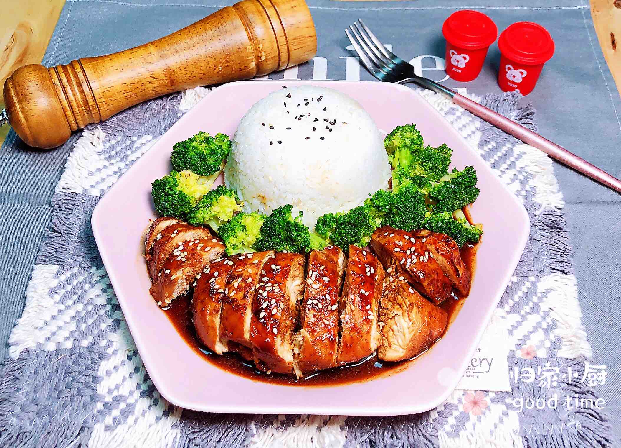 照燒雞胸肉的做法-咸鮮味煎菜譜