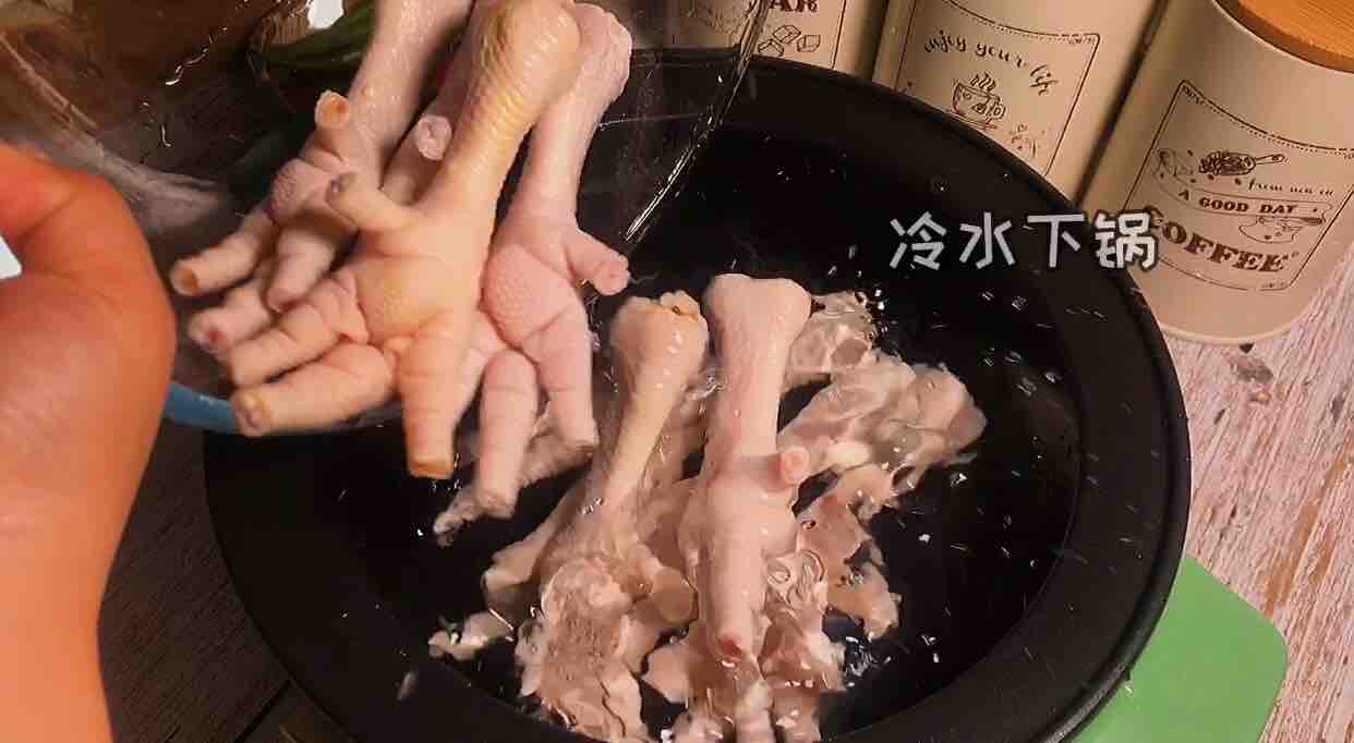 酸辣脫骨鳳爪的做法-酸辣味拌菜譜