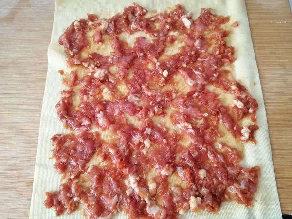 豆腐皮豬肉卷的做法-家常味蒸菜譜