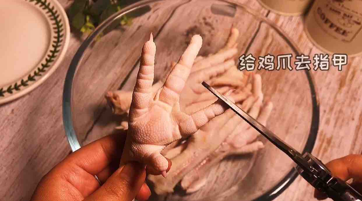 酸辣脫骨鳳爪的做法-酸辣味拌菜譜