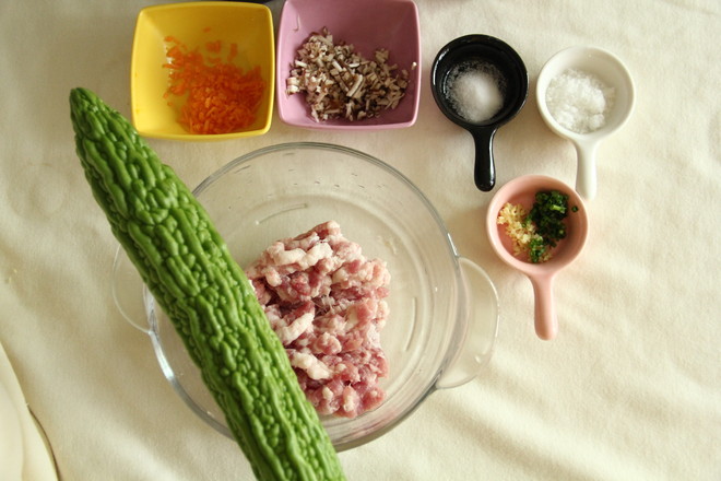 苦瓜釀肉的做法-咸鮮味煎菜譜