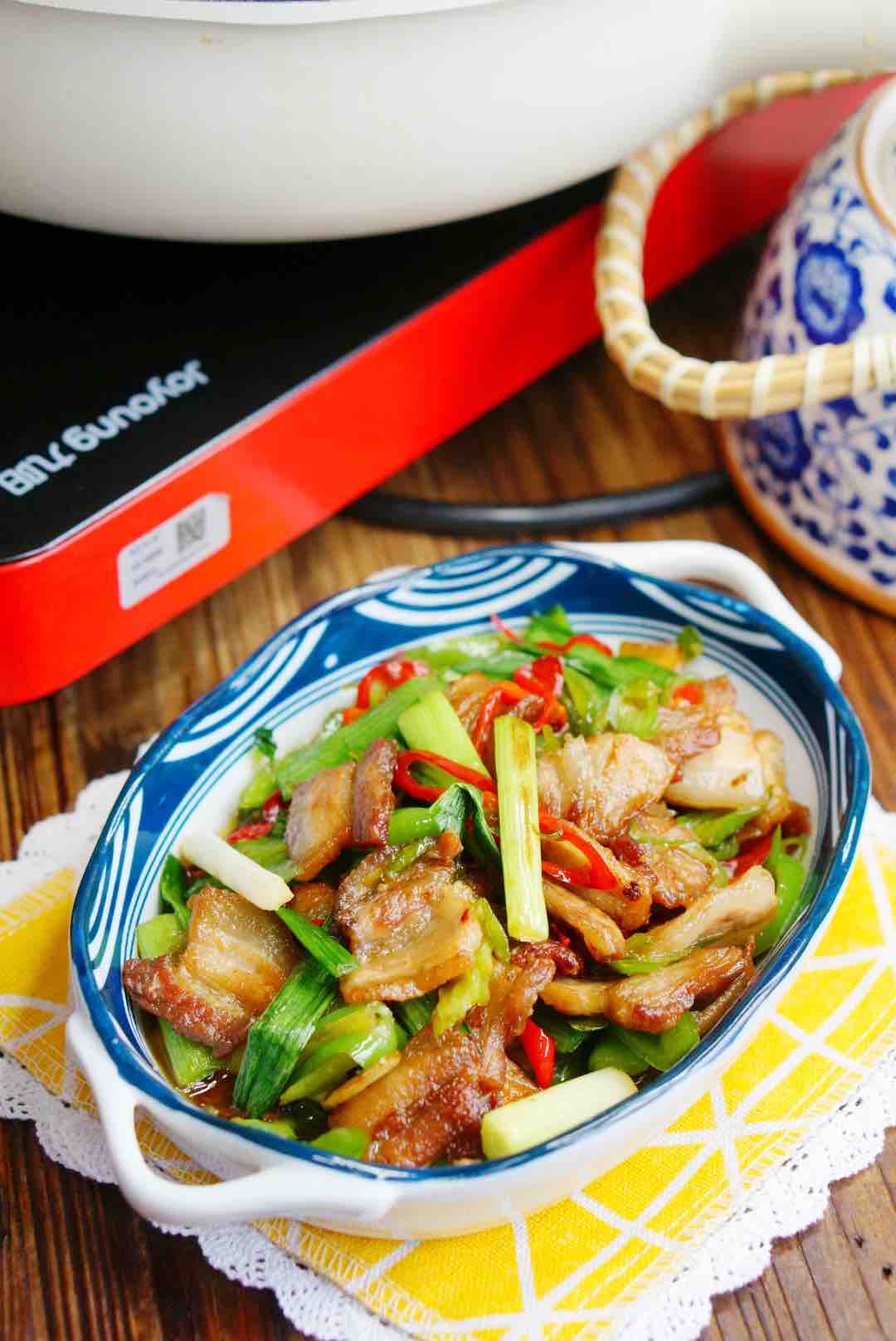 小炒肉 長(zhǎng)沙特色菜的做法-家常味炒菜譜