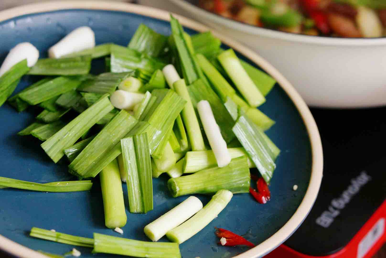 小炒肉 長(zhǎng)沙特色菜的做法-家常味炒菜譜