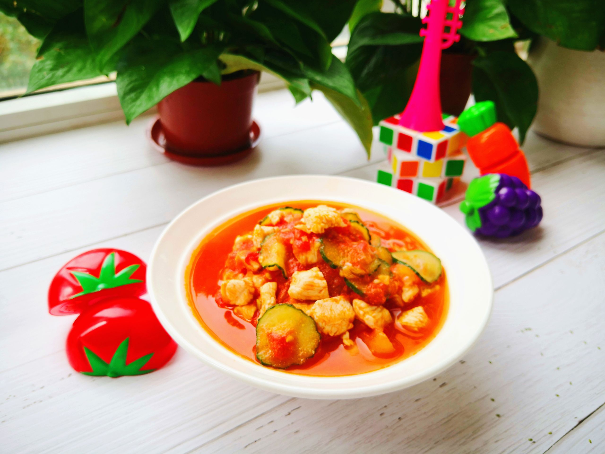 番茄雞丁的做法-酸甜味炒菜譜