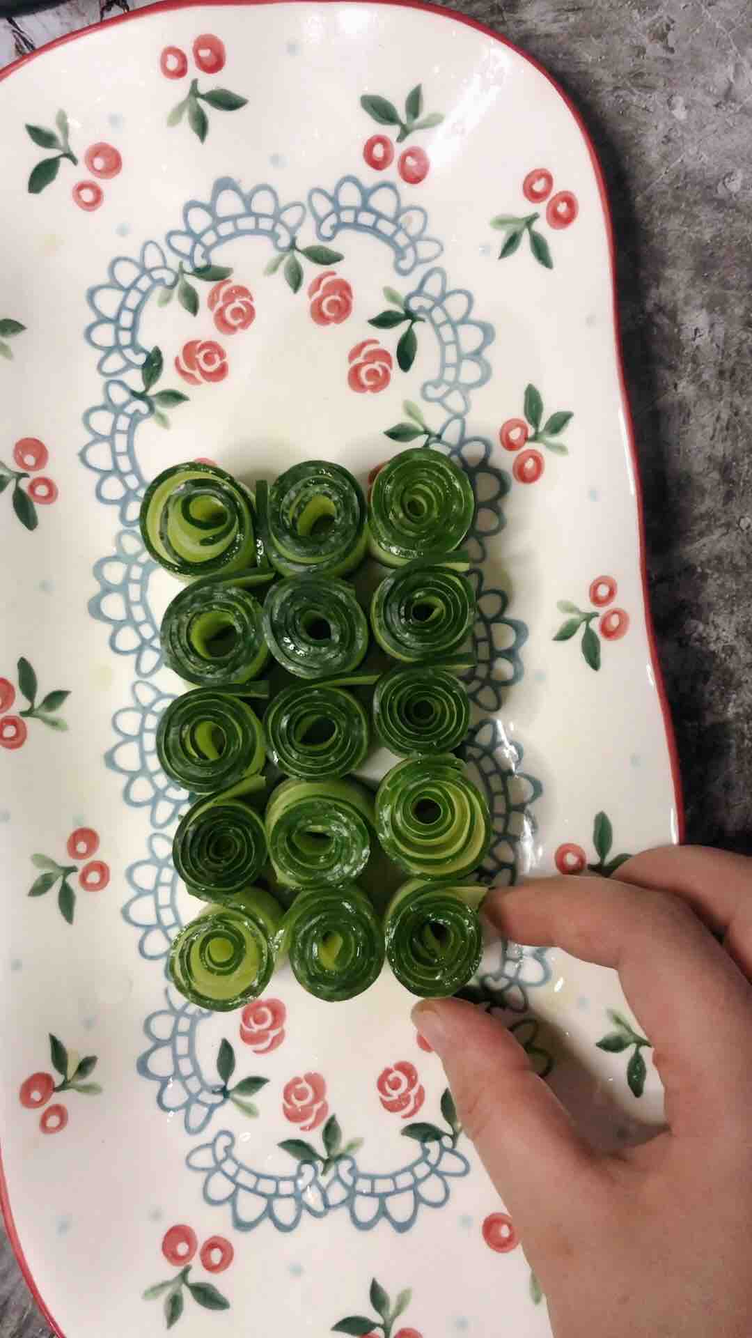 涼拌黃瓜的做法-酸辣味拌菜譜