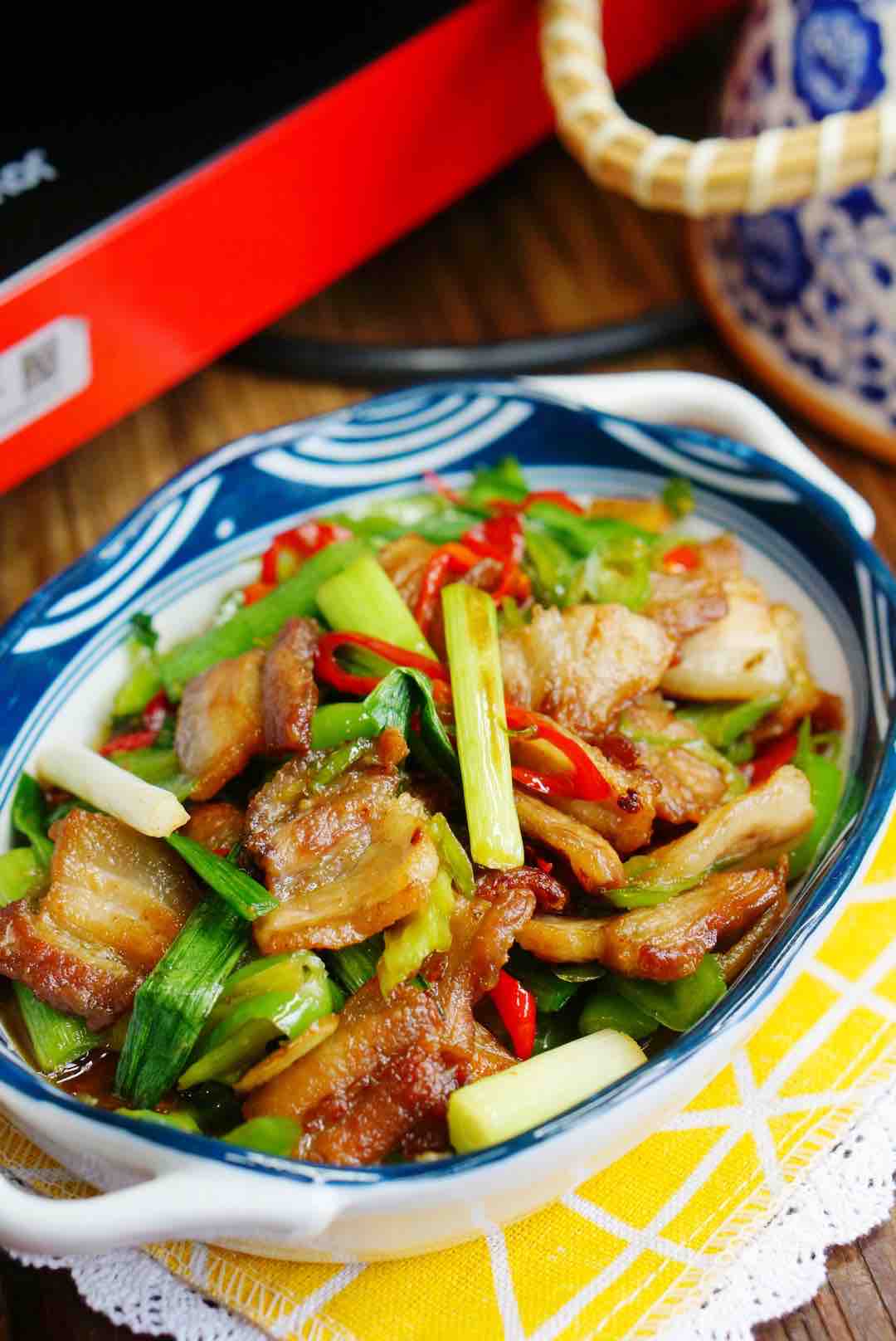 小炒肉 長(zhǎng)沙特色菜的做法-家常味炒菜譜