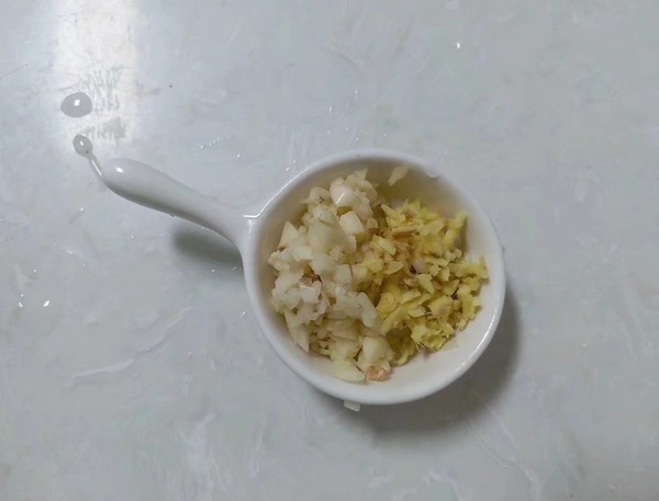 香辣藕帶的做法-香辣味炒菜譜