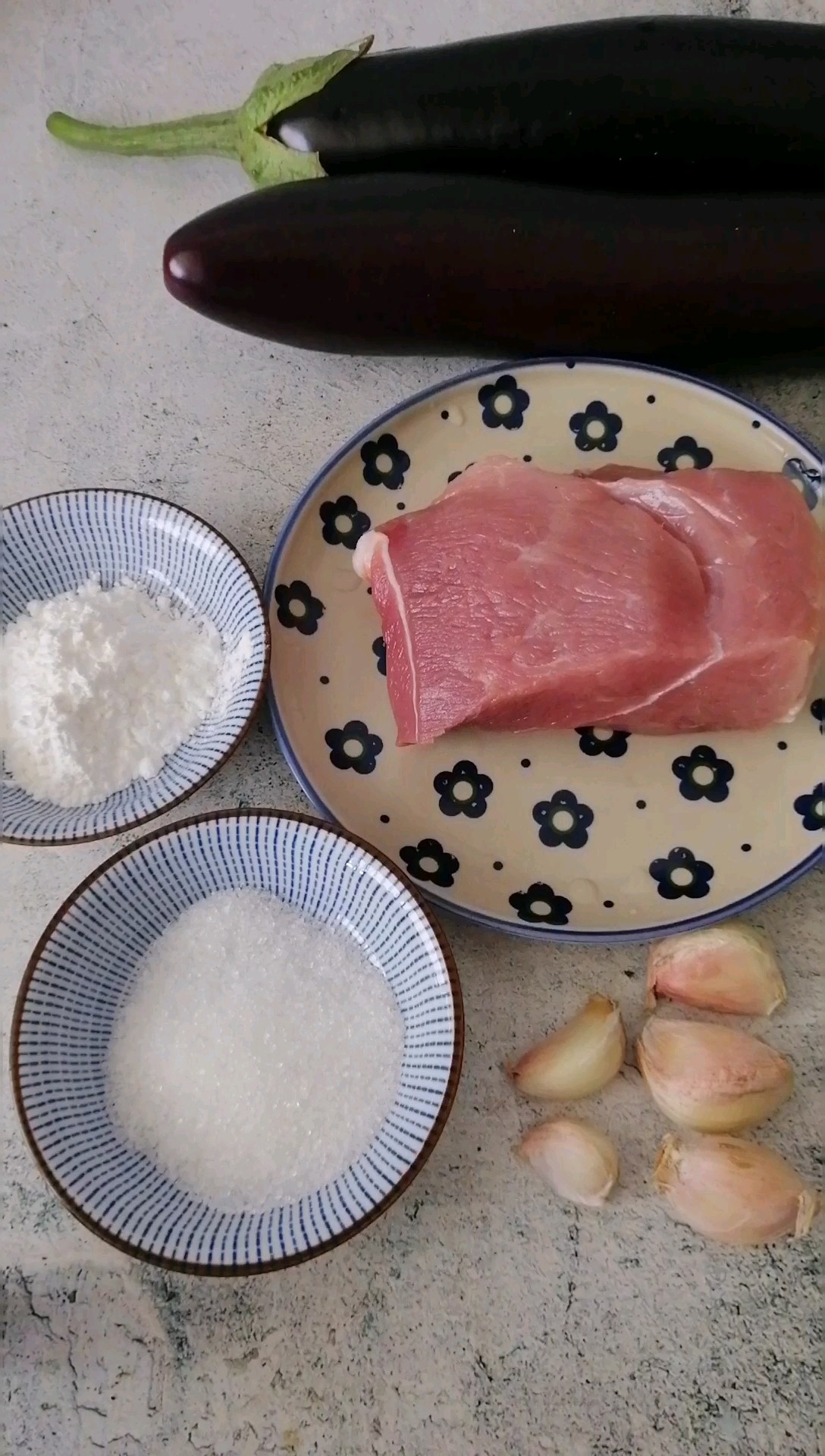 家常版魚香茄子的做法-酸甜味炒菜譜