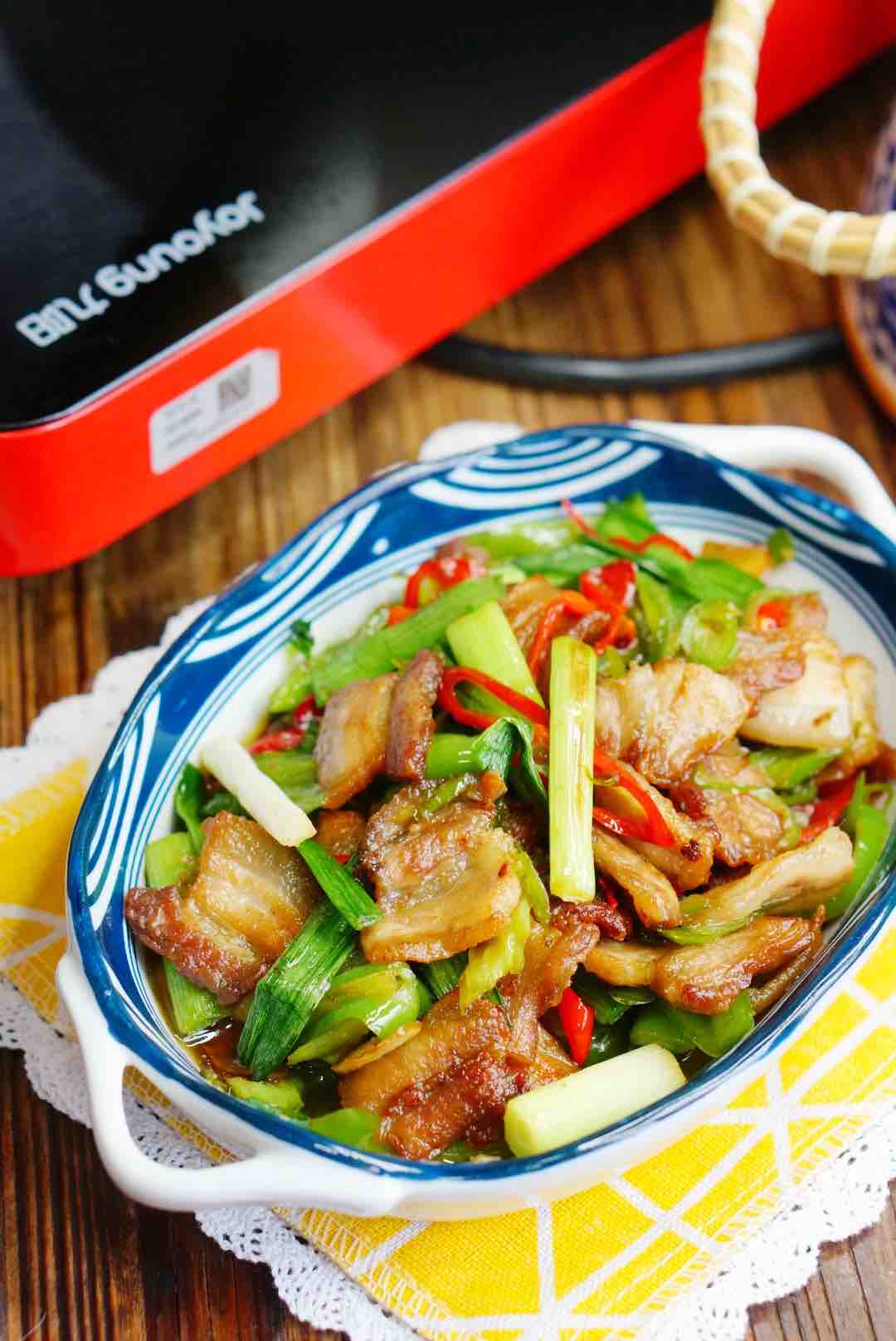 小炒肉 長(zhǎng)沙特色菜的做法-家常味炒菜譜