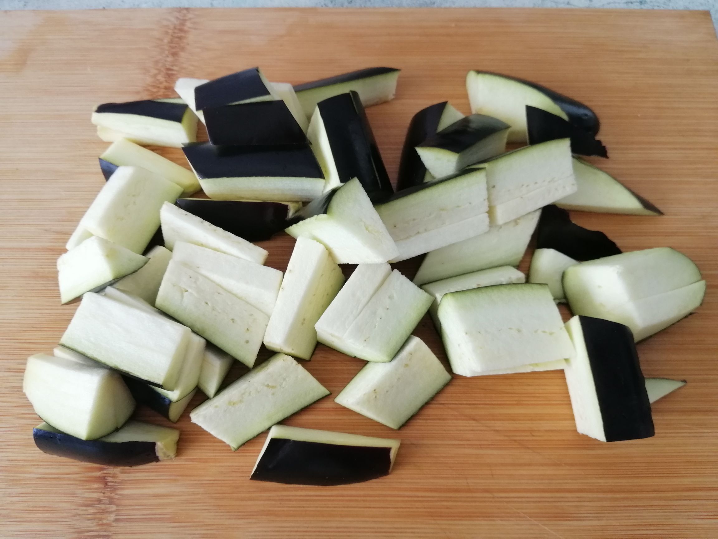 家常版魚香茄子的做法-酸甜味炒菜譜