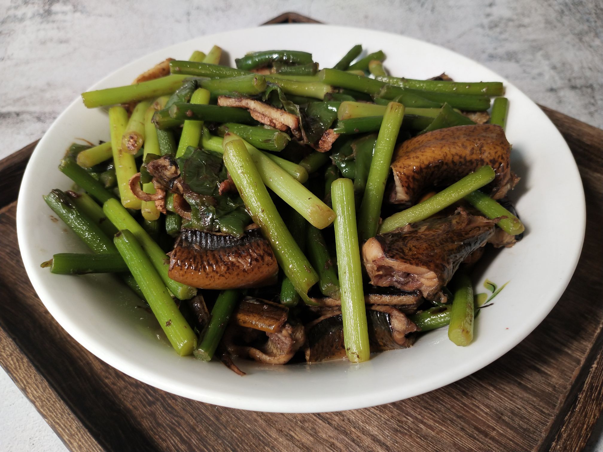 蒜薹燒鱔魚的做法-家常味燒菜譜