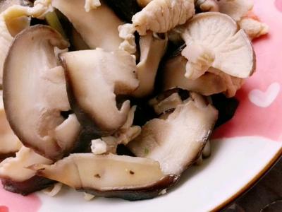 香菇炒肉的做法-家常味炒菜譜