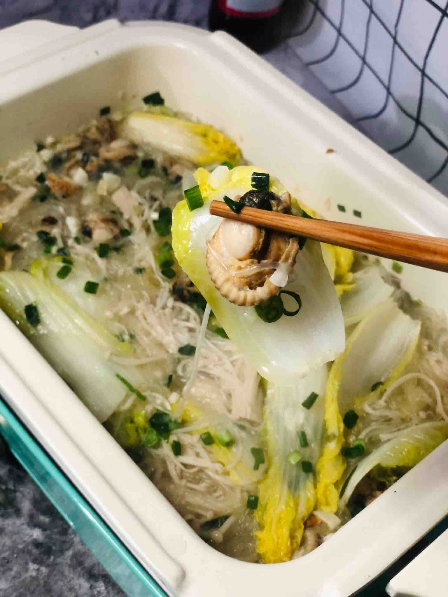 蒜蓉粉絲扇貝煲的做法-家常味燜菜譜-易網健康養生網 蒜蓉粉絲扇貝煲的做法-家常味燜菜譜