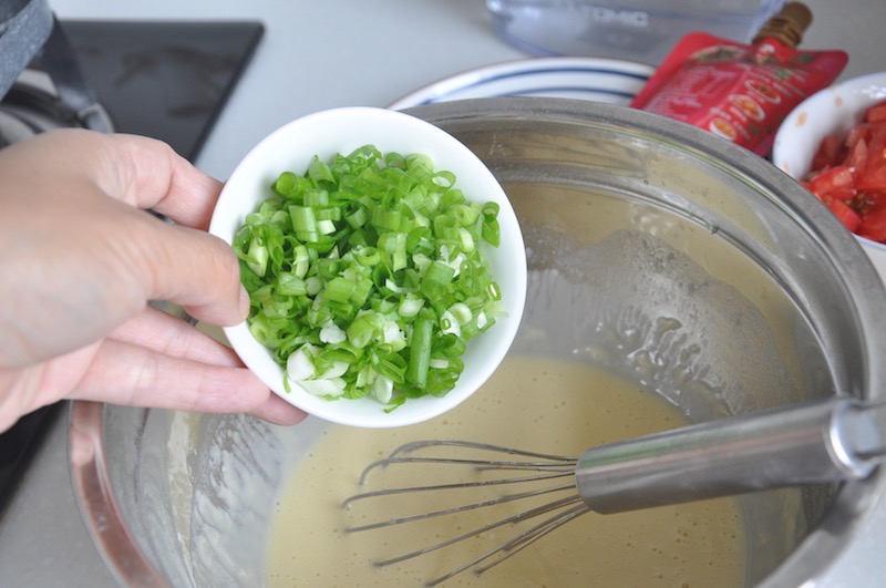 蔥香小圓餅的做法-家常味煎菜譜