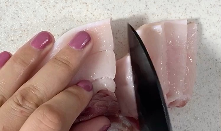 干鍋花菜，這樣做既簡單又好吃，一分鐘就能學會它的做法-家常味炒菜譜