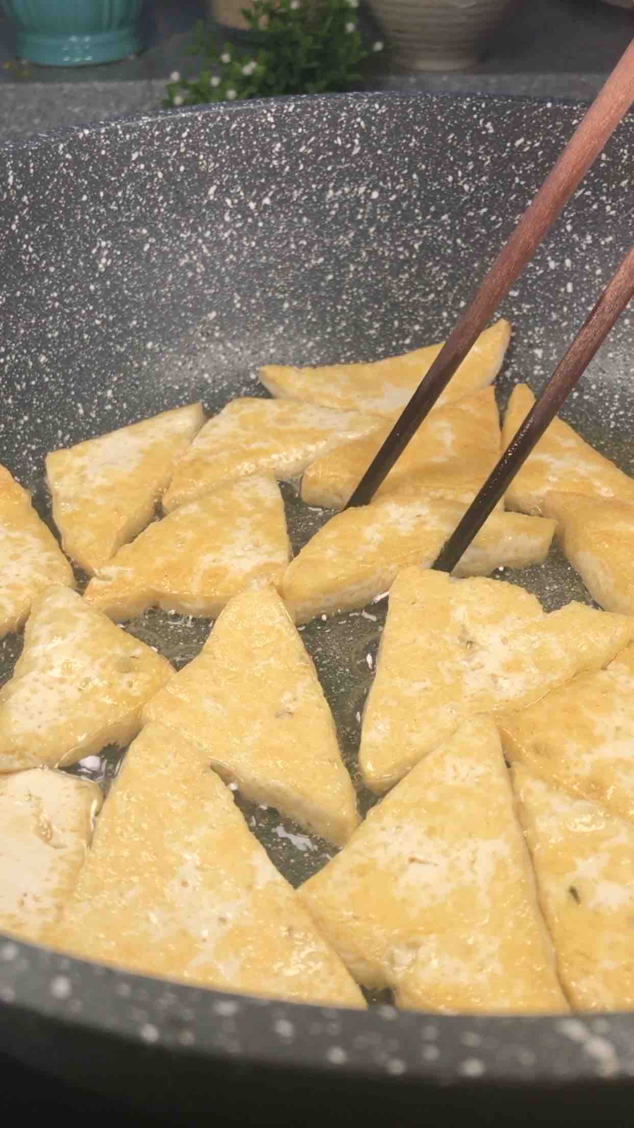 溜煎豆腐的做法-家常味煎菜譜