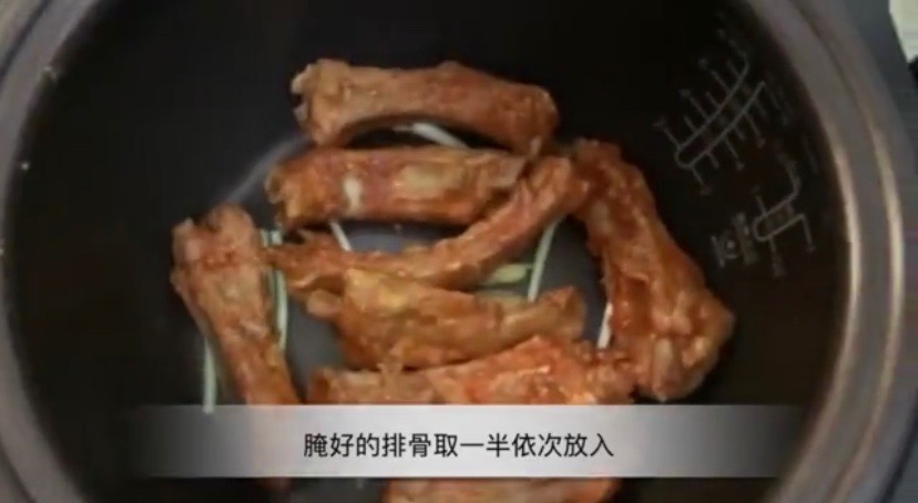 雙拼焗烤排骨的做法-咸鮮味烤菜譜-易網健康養生網 雙拼焗烤排骨的做法-咸鮮味烤菜譜