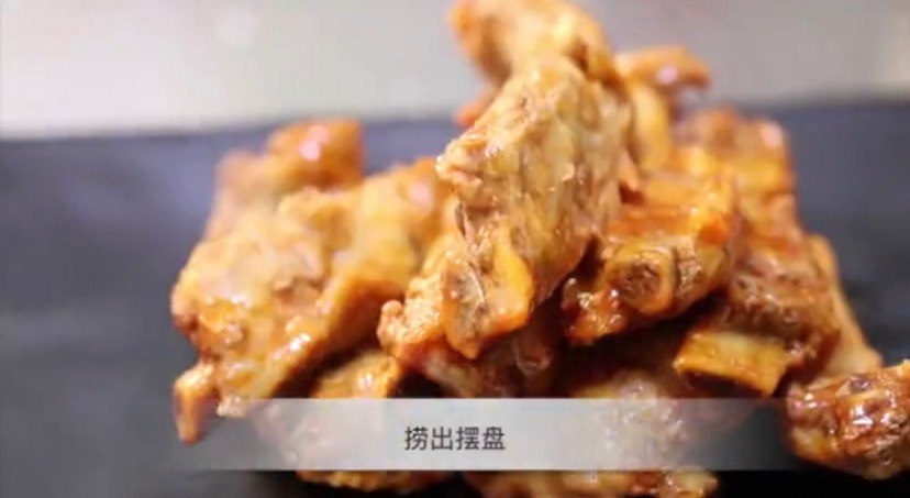 雙拼焗烤排骨的做法-咸鮮味烤菜譜-易網健康養生網 雙拼焗烤排骨的做法-咸鮮味烤菜譜