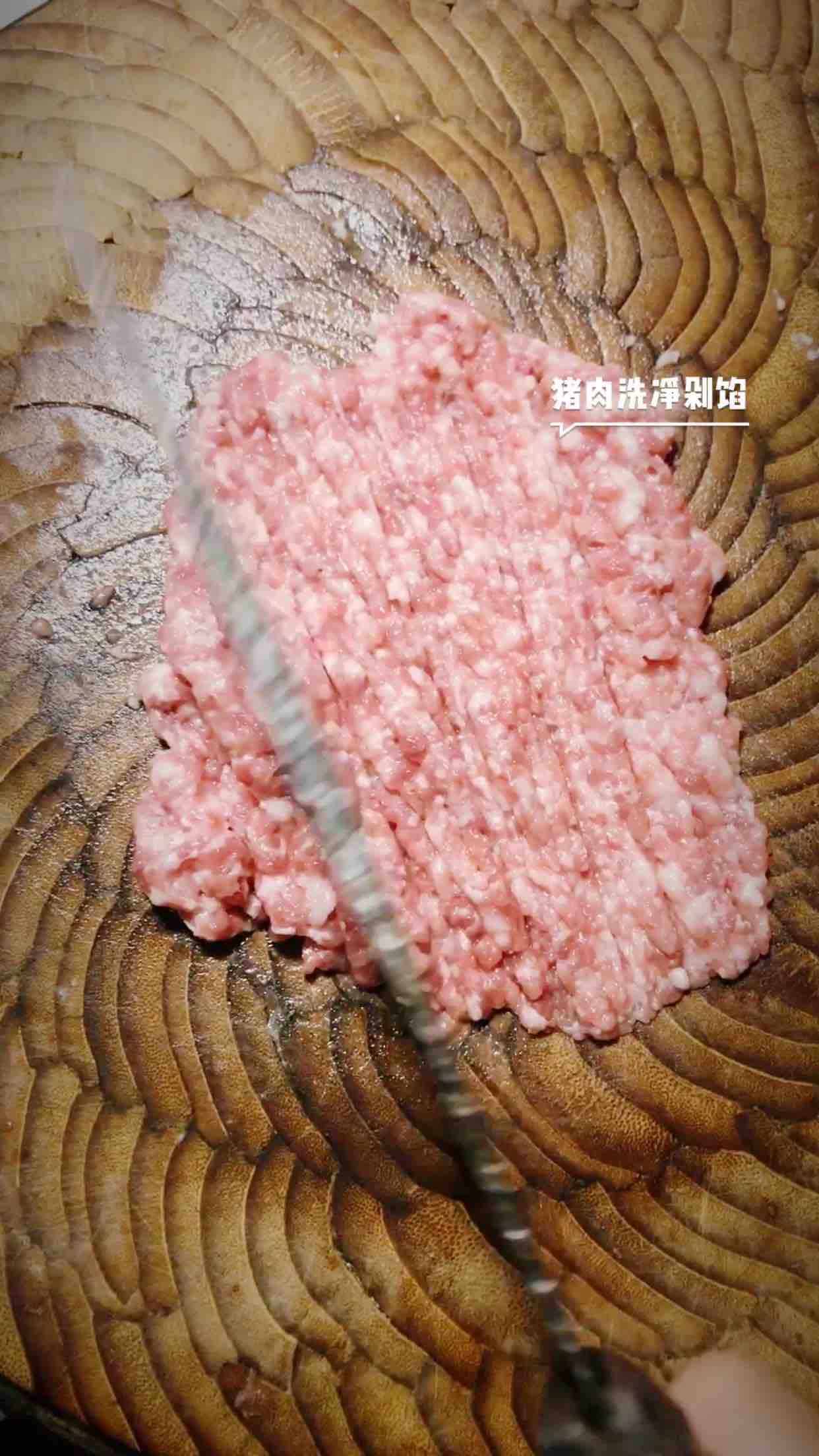 酥炸鮮肉藕盒的做法-家常味炸菜譜