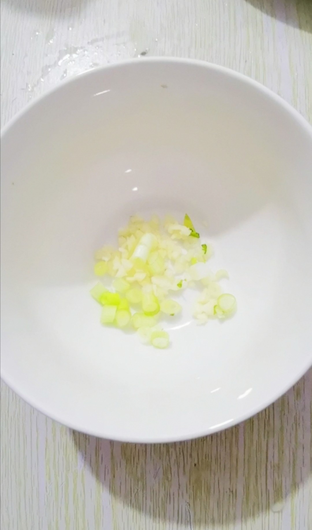 涼拌皮蛋豆腐的做法-咸鮮味拌菜譜-易網健康養生網 涼拌皮蛋豆腐的做法-咸鮮味拌菜譜