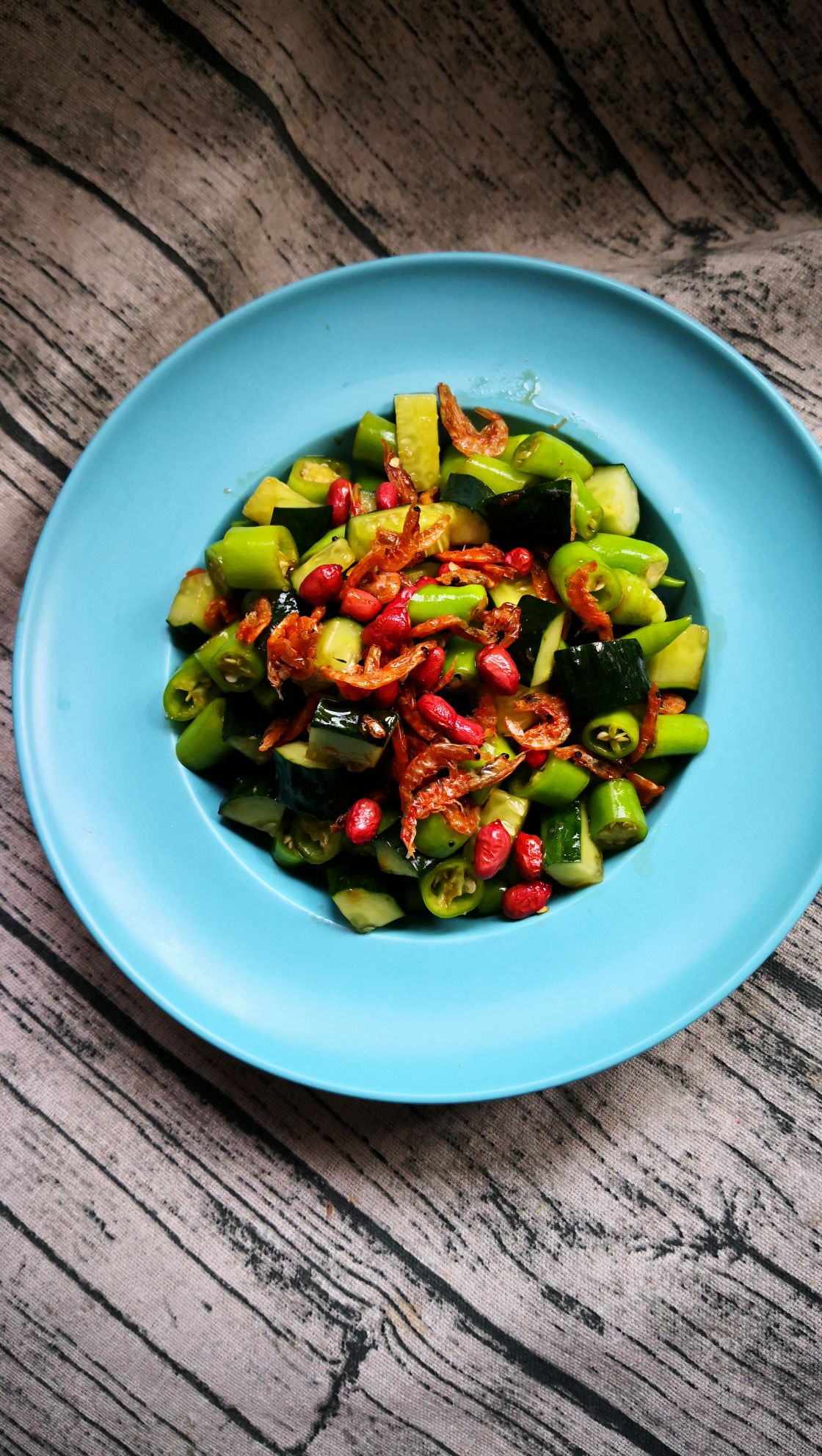 花生米拌杭椒的做法-家常味拌菜譜