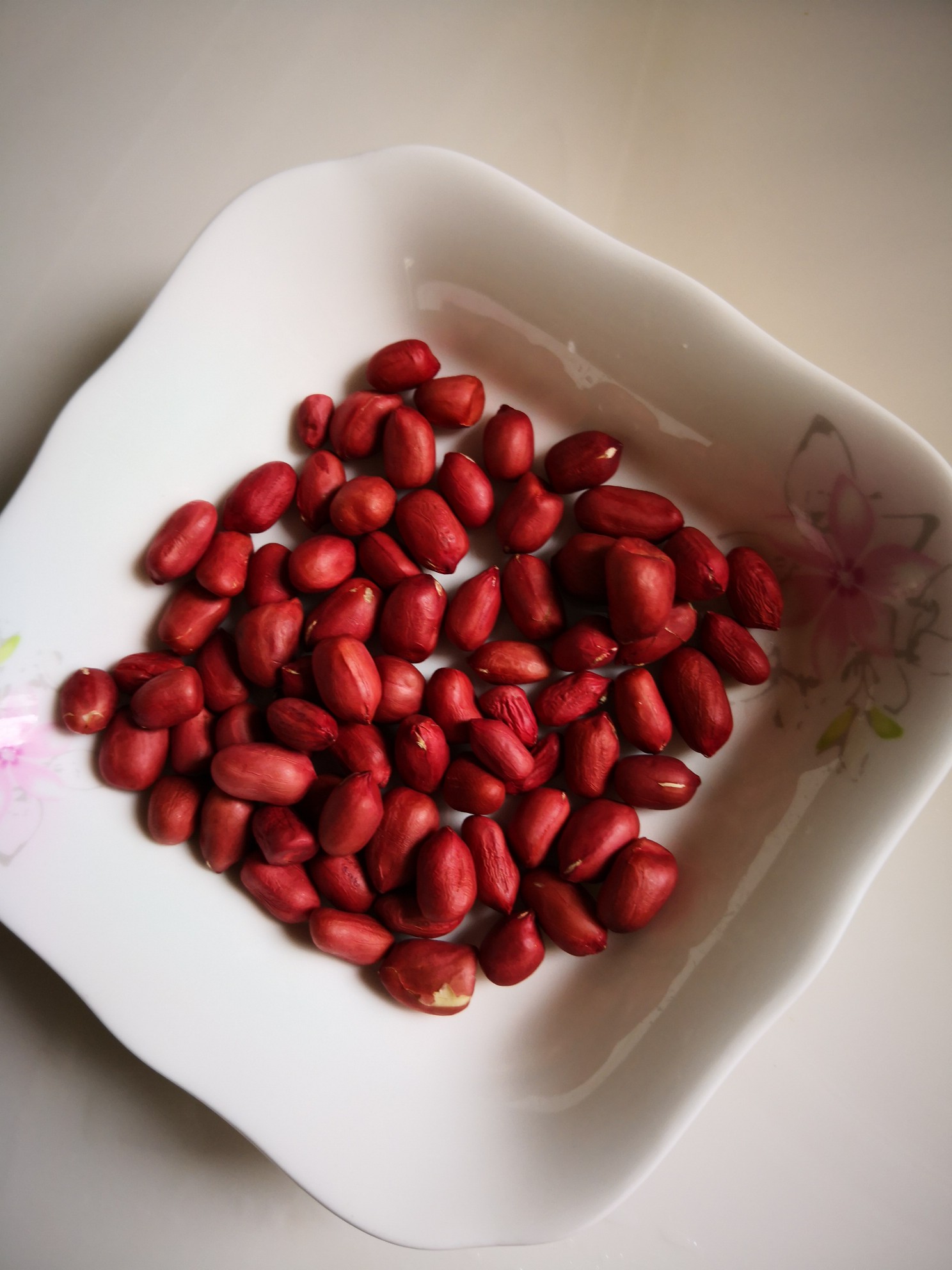 花生米拌杭椒的做法-家常味拌菜譜