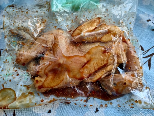 檸檬烤雞的做法-家常味烤菜譜-易網健康養生網 檸檬烤雞的做法-家常味烤菜譜