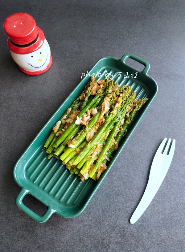 蒜蓉烤蘆筍的做法-蒜香味烤菜譜