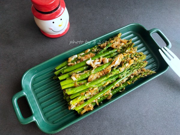 蒜蓉烤蘆筍的做法-蒜香味烤菜譜