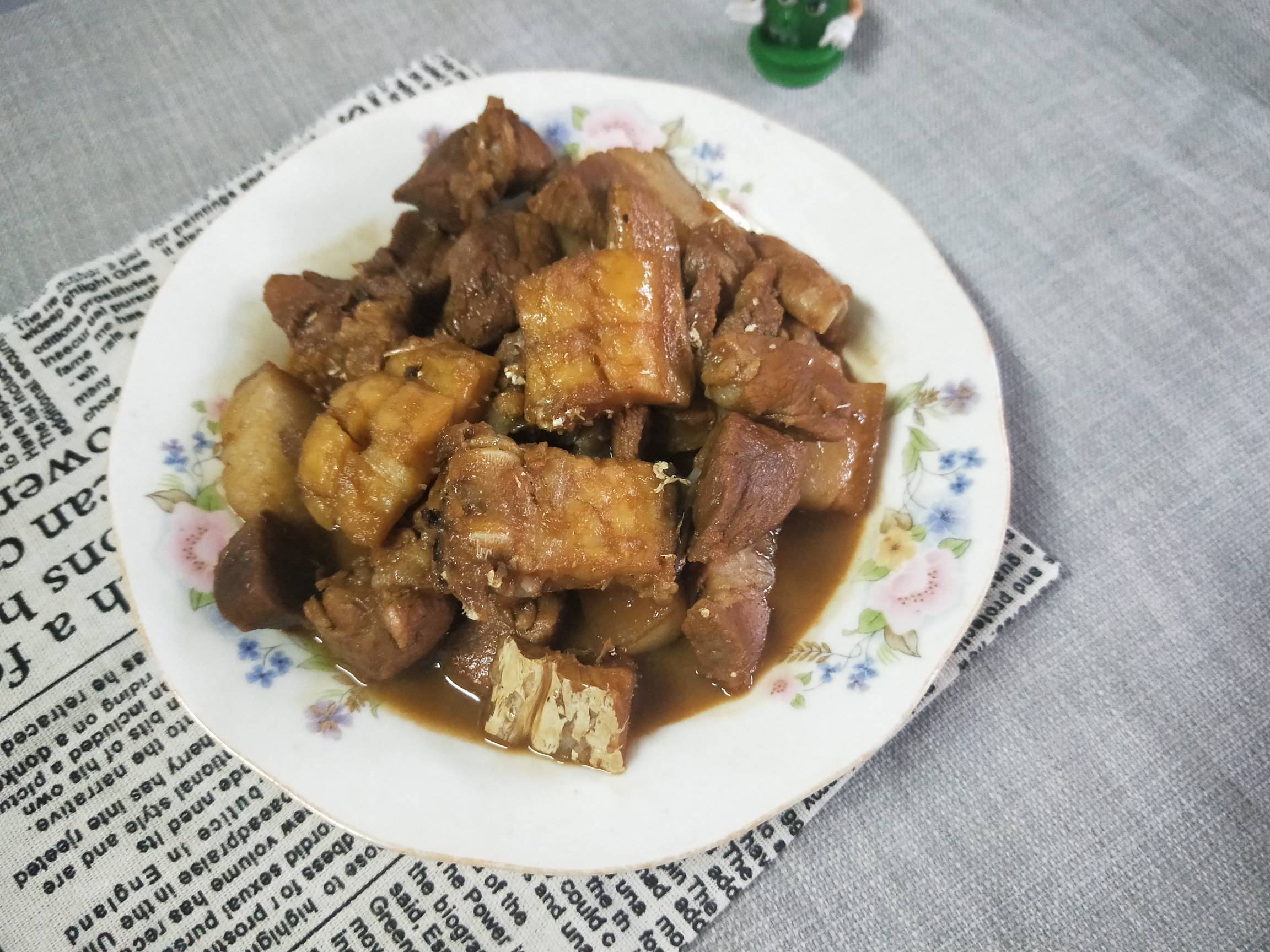 鰻魚干燒肉的做法-咸鮮味煮菜譜