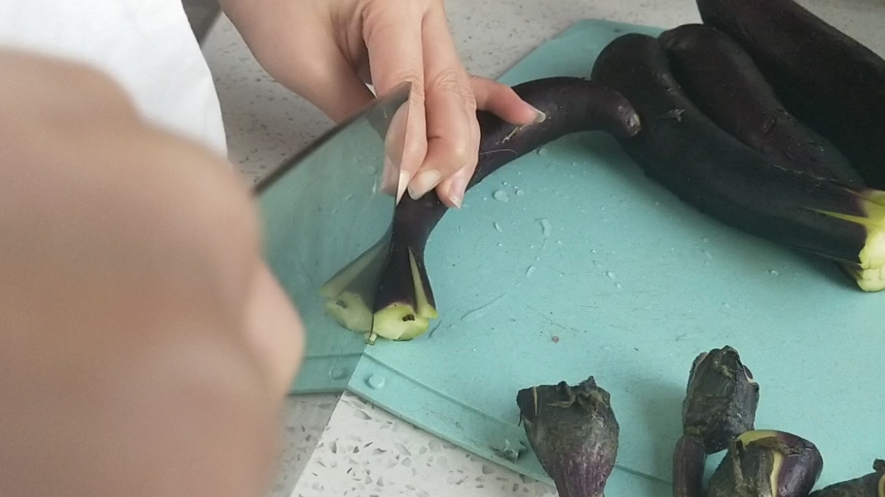 特味錫紙烤茄子的做法-咸鮮味烤菜譜