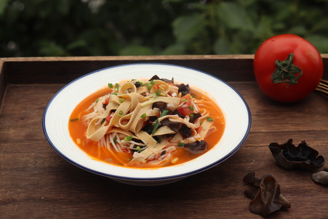 番茄豆皮金針菇的做法-家常味炒菜譜