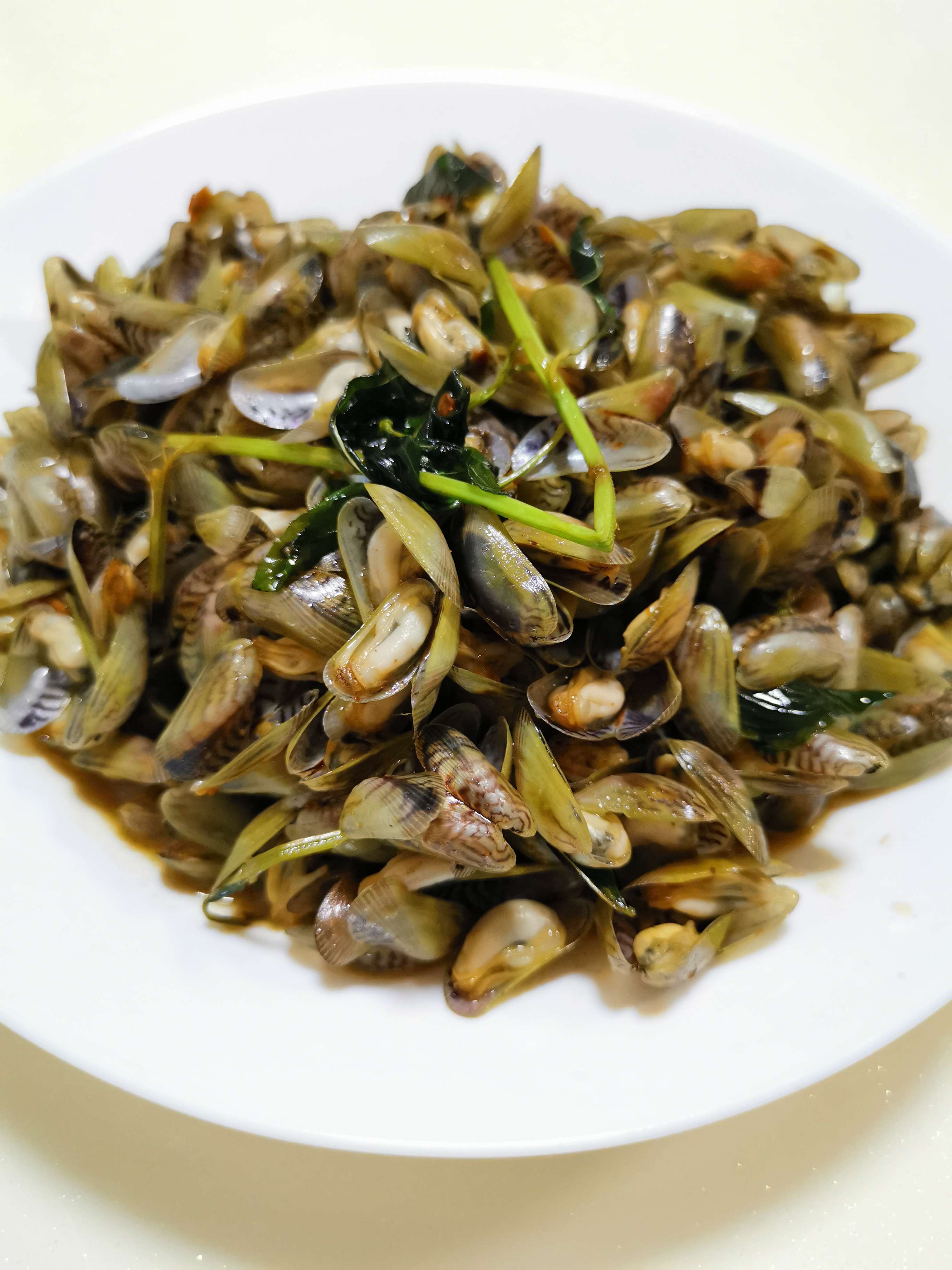 炒薄殼的做法-咸鮮味炒菜譜