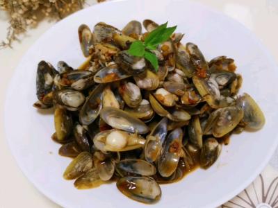 蒜蓉辣醬炒蟟蛁的做法-香辣味炒菜譜