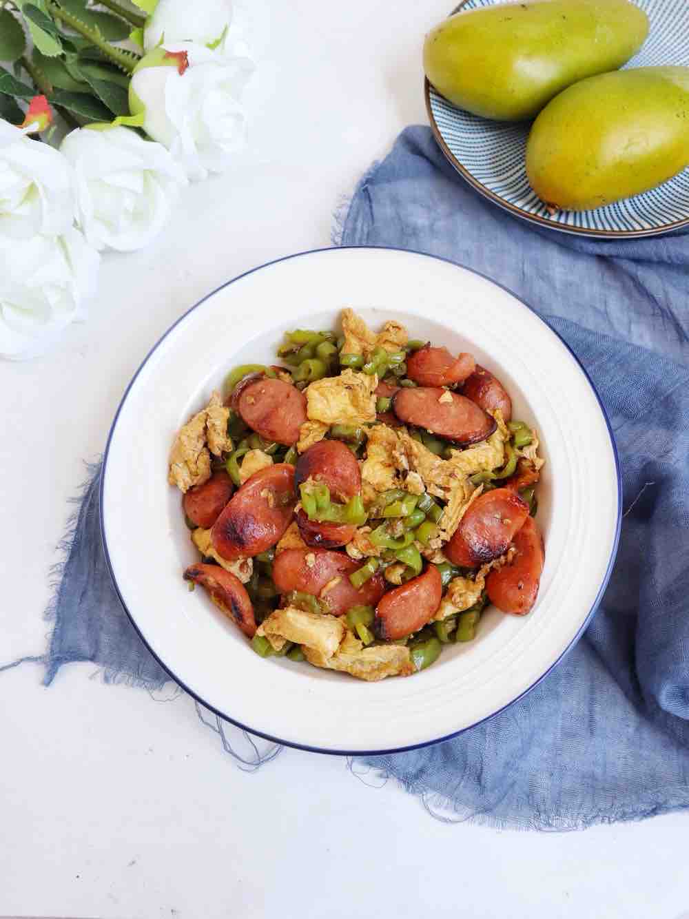 香腸雞蛋炒青椒的做法-香辣味炒菜譜